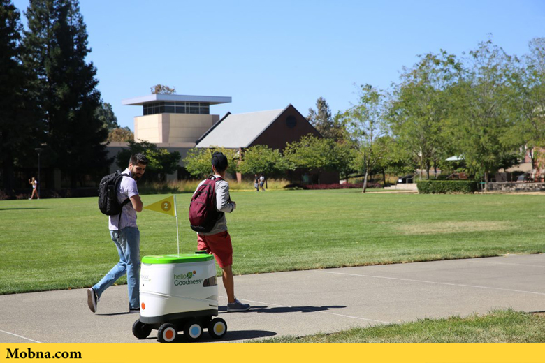 نخستین دانشگاه جهان با روبات‌های حمل غذا (+عکس)