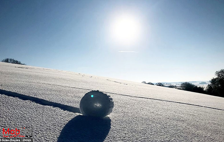 9374038 6665893 Brian Bayliss 51 spotted the six unusual snow formations as he d a 83 1549295452357