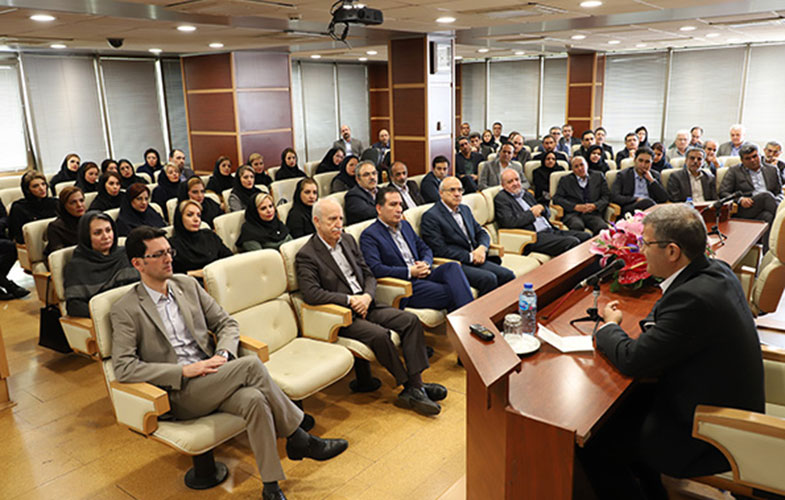دیدار نوروزی مدیرعامل بانک کارآفرین با مدیران ارشد و روسای شعب تهران