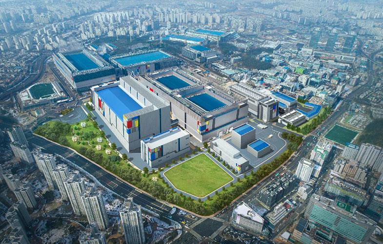 B2B Samsung Successfully Completes 5nm EUV Pic 2