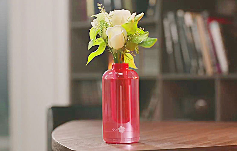 This Flower Vase is a Throwable Fire Extinguisher Samsung Firevase
