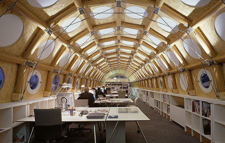 استودیو لویی ویتون؛ جادوی معماری کاغذی! (+عکس)