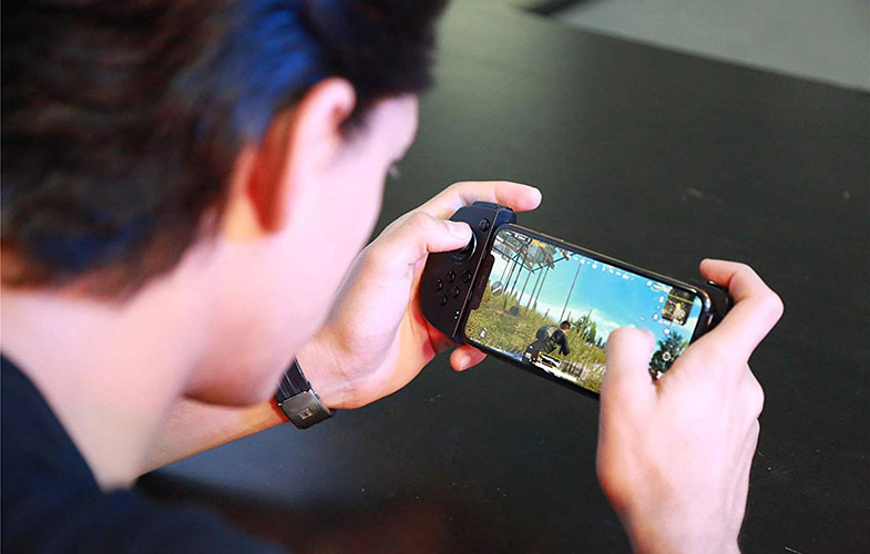 جی اس6؛ تجربه ای متفات از بازی با تلفن هوشمند! (+فیلم/ تصاویر)