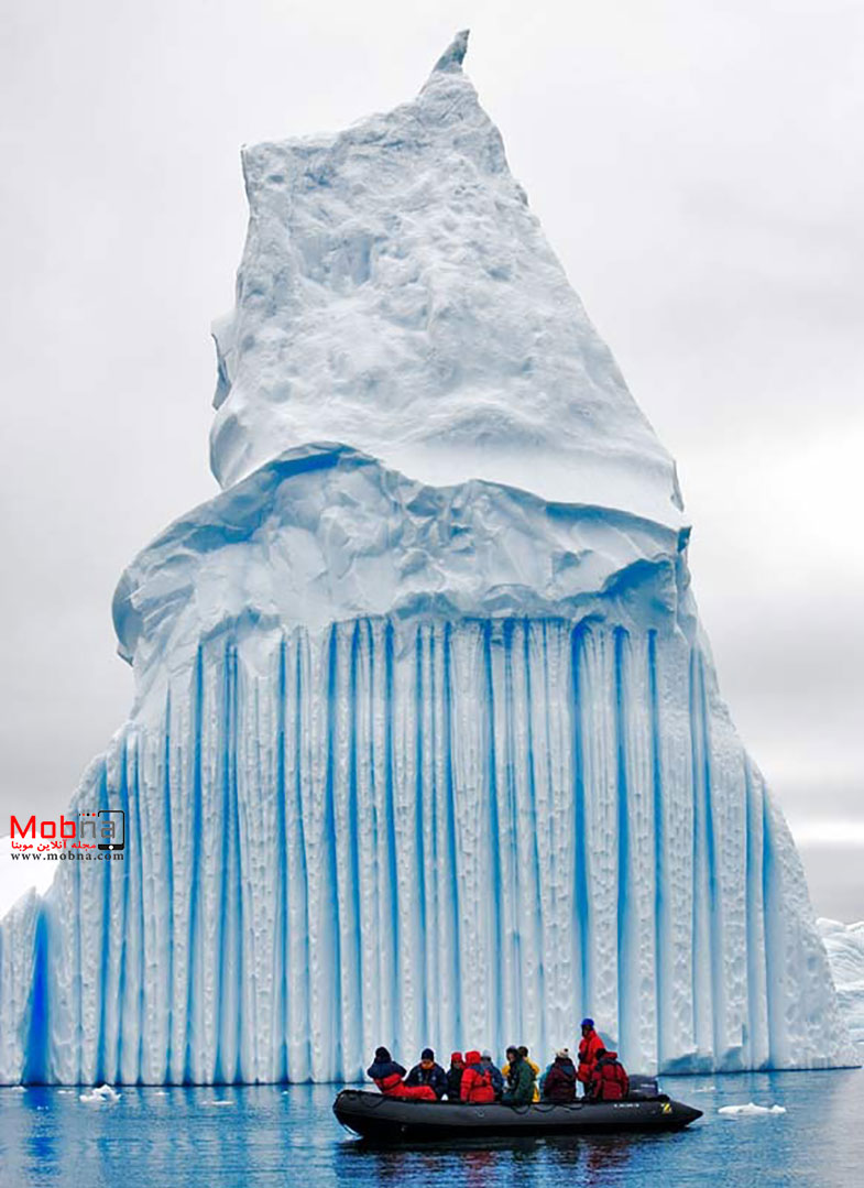 شگفتی‌های طبیعت؛ کوه یخ خط دار! (+فیلم و عکس)