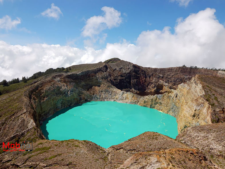 دریاچه‌های آتشفشانی سه رنگ! (+تصاویر)