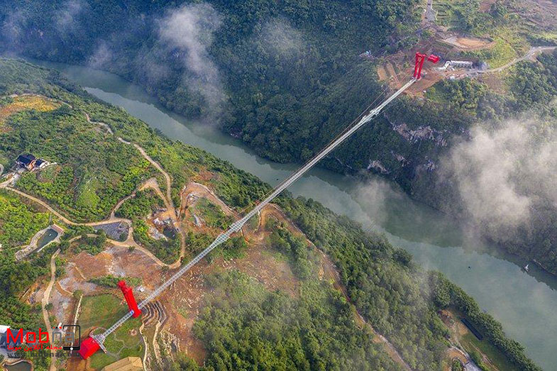 بزرگترین پل جهان با کف شیشه ای در چین (+تصاویر/فیلم)