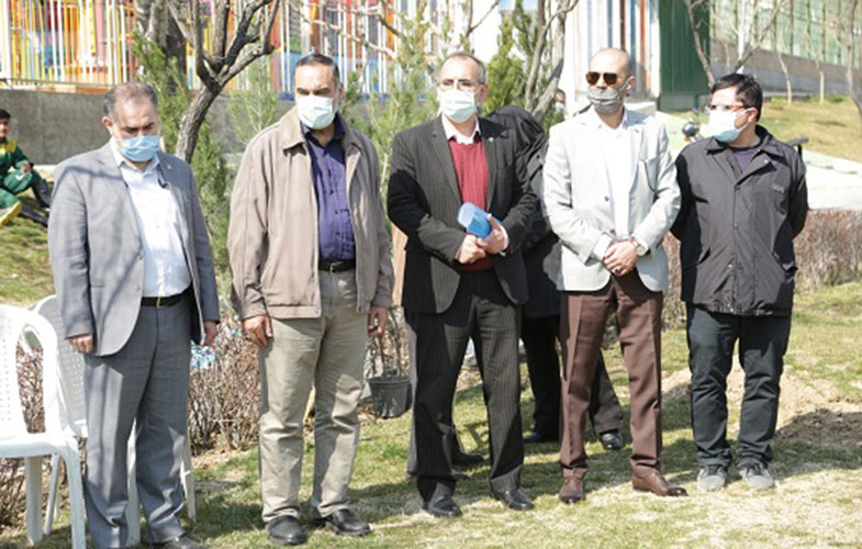 مراسم گرامیداشت روز درختکاری و یادبود درگذشتگان بیماری کرونا در شرکت مخابرات ایران برگزار شد