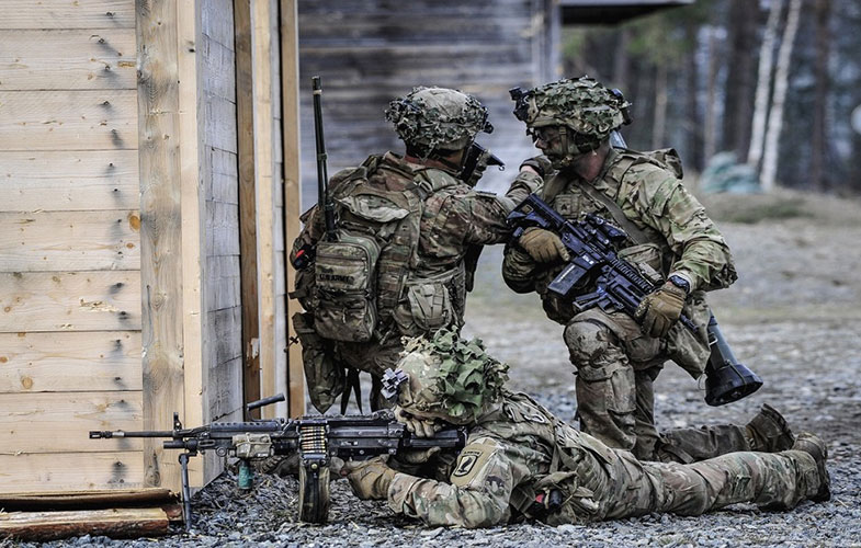ارتش آمریکا و تلاش برای تبدیل لباس سربازان به کامپیوترهای الیافی! (+عکس)