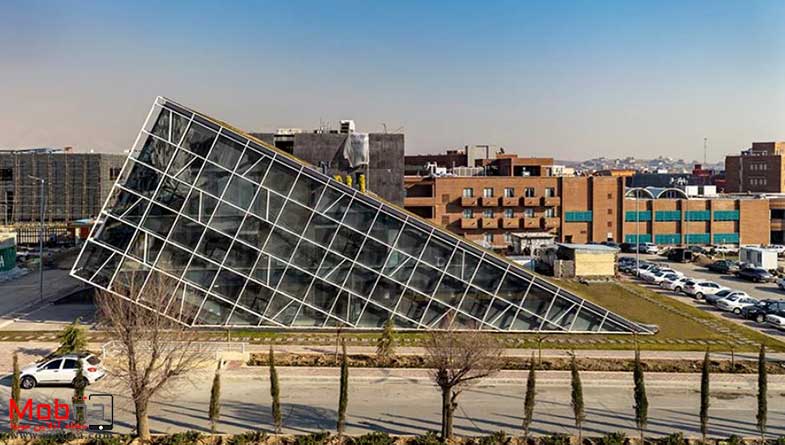 ساختمان اداری جدید در تهران که از روی زمین بلند شده است! (+عکس)