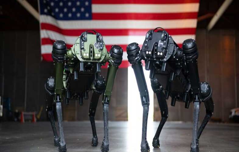 نظارت سگ‌های رباتیک در پایگاه فضایی آمریکا