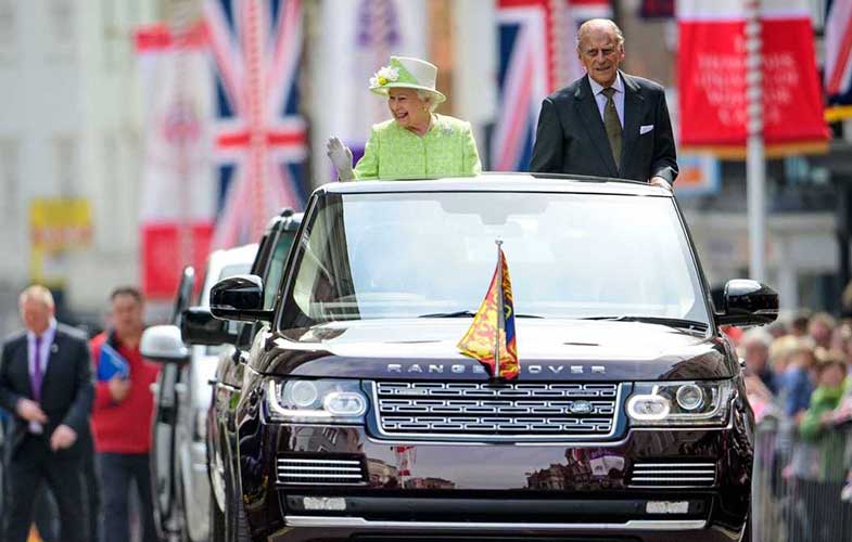 مرگ ملکه الیزابت دوم و واکنش خودروسازان مطرح جهان! (+عکس)