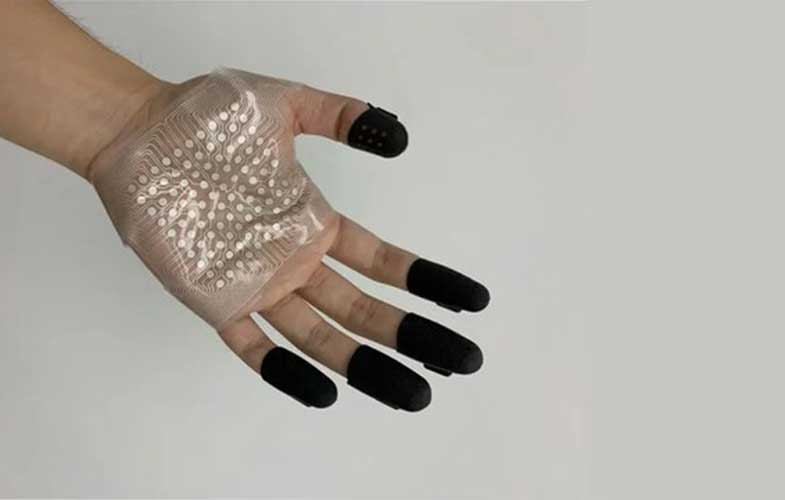 بازسازی احساس لامسه با دستکش هوشمند