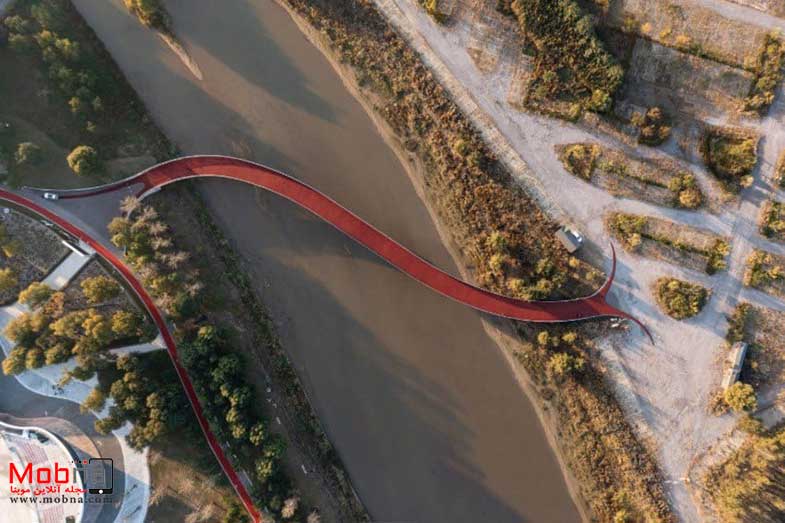 پلی در چین که دعوت نامه ای به سوی هنر است!(+فیلم و عکس)