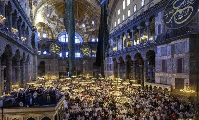 میزبانی مسجد ایاصوفیه استانبول از 21 میلیون بازدید کننده
