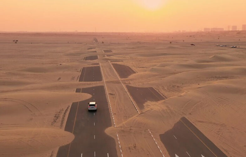 وضعیت عجیب جاده ها در دبی! (عکس)
