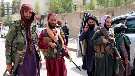 طالبان : ۹۵درصد مردم افغانستان نمی خواهند زنان کار کنند، کشورهای دیگر نباید دخالت کنند