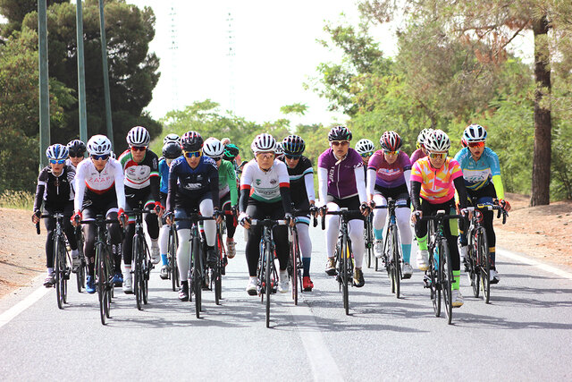 دوچرخه‌سواری زنان رو به نابودی است/ فقط ۳ نفر در قهرمانی کشور شرکت کردند