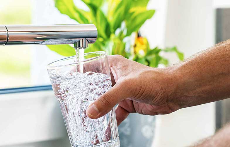 مضرات استفاده از آب لوله کشی برای بدن
