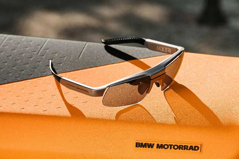رونمایی بی‌ام‌و از عینک هوشمند موتورسیکلت