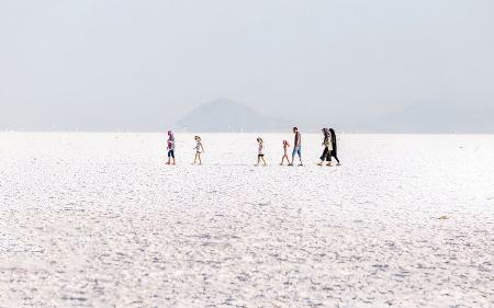 خشکی دریاچه ارومیه، از فاجعه زیست‌محیطی تا بحران سلامت؛ ۶ تا ۱۵ میلیون نفر در خطر