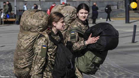 لباس فرم جدید زنان ارتش اوکراین برای جنگ با روسیه (+ عکس)