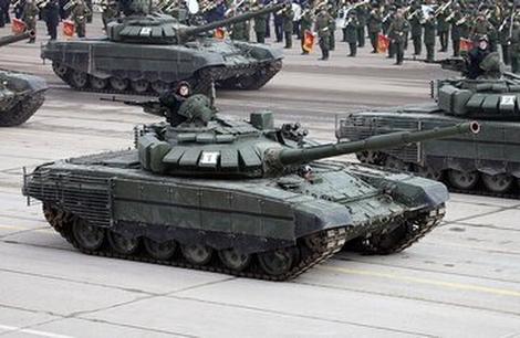 سلاح‌های پوتین ته کشید/ انبار تسلیحات نظامی دوران شوروی خالی شد(+عکس)