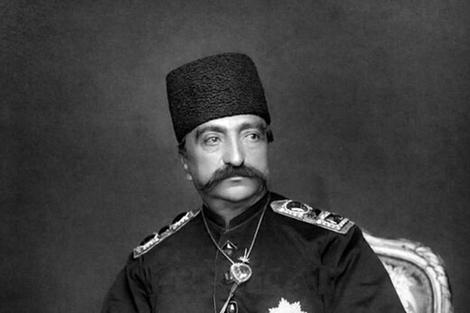 ناصرالدین شاه صاحب اولین تلفن همراه ایران ؛ عجیب ولی واقعی (عکس)