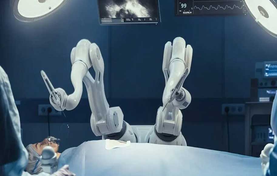 کمک ربات جراح به بیماران سرطانی برای بهبود سریع‌تر