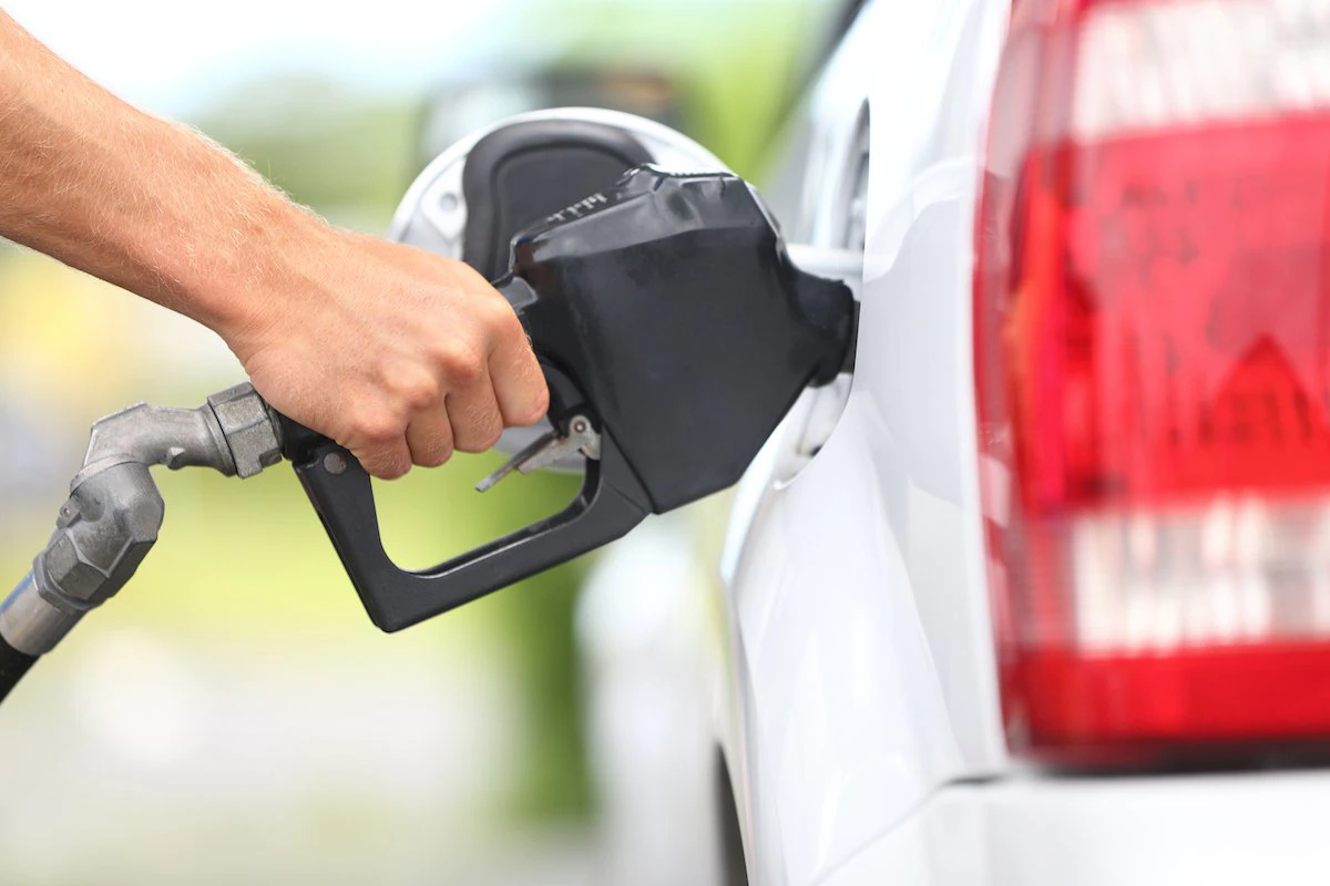 10 راه برای کاهش مصرف سوخت خودرو