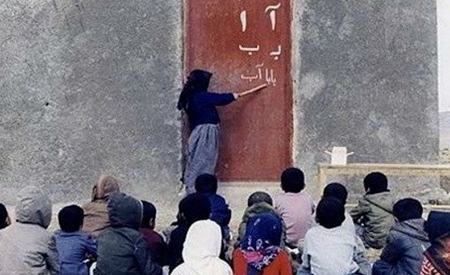 در ایران مردان باسوادترند یا زنان؟ | ۶۹ درصد کودکان به کلاس دوم نمی‌رسند