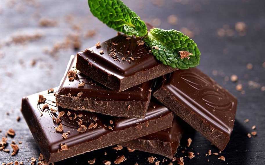فواید شکلات تلخ برای سلامتی