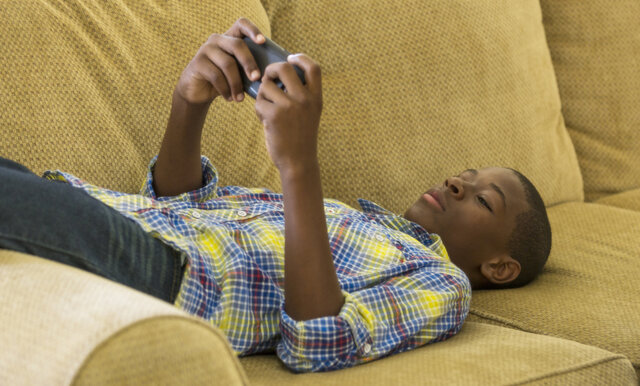 شبکه‌های اجتماعی نوجوانان را مضطرب و سرخورده می‌کنند