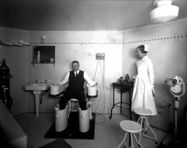 حمام گالوانیک ؛ درمان قرن نوزدهمی برای آرتریت روماتوئید (+عکس)